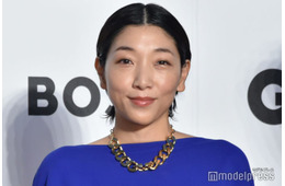 安藤サクラ、圧巻のヘルシー美脚に視線集中「憧れのスタイル」「引き締まってる」