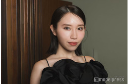 ばんばんざい・みゆ、オフショルから美肩チラリ「綺麗なライン」「憧れる」