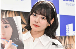 齊藤なぎさ、ノースリーブ・オフショル…秘蔵オフショット大量公開「全部優勝」「いろんな系統似合う」と反響