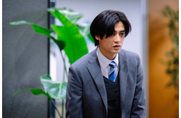 「DOPE」初回、才木（高橋海人）の回想に考察続々「突然出てきてびっくり」「父親？」