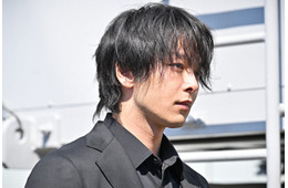 「DOPE」初回、陣内（中村倫也）の出身大学が話題「海ちゃんと縁がある」「解釈一致」