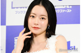 なごみ、胸元ざっくりSEXYドレス姿「憧れ」「抜群スタイル」の声