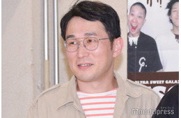 シソンヌじろう「友達」芸能人のグッズTシャツ着用で外出「レア物ですごい」「愛強すぎる」の声