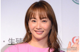藤本美貴、長女＆次女と幼稚園のバザーへ 姉妹ショットに「大きくなってる」「楽しそう」と反響