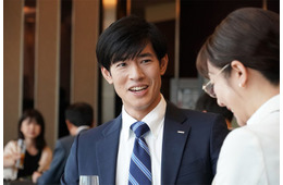 「愛の、がっこう。」初回 洋二（中島歩）、色気溢れるベッドシーン 裏の顔に衝撃走る「あんぱんと真逆すぎる」「別人級」