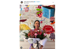 パリ在住・中村江里子アナ、子どもたちの過去写真公開「美形家族」「スタイル良い」の声