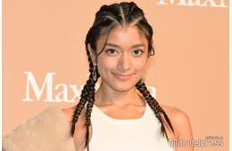 ローラ、ショーパンで圧巻美脚披露 畑での素足ショットに「さすがのスタイル」「ヘルシーで素敵」の声