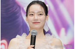 なごみ、バスローブからほっそり美脚のぞく「スタイル抜群」「かっこいい」の声