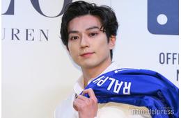 新田真剣佑、同じ学校に通っていた大物ハリウッド俳優告白 米ビバリーヒルズ生活語る