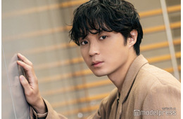 磯村勇斗、“再共演”稲垣吾郎の新たな一面に驚き「より好きになりました」ヒロイン堀田真由との印象深いシーンも明かす【「僕達はまだその星の校則を知らない」インタビュー】