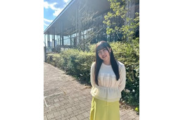 鈴木夢、美ウエスト＆肩出し衣装姿「スタイル良い」「可愛い」の声