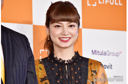平愛梨「PAPAのことを世界で1番大好きな4男児」息子たちの円陣ショット公開「最高のサポーター陣」「微笑ましい」と反響