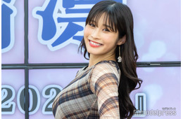 グラドル・高橋凛、美バスト溢れる紐ビキニ姿披露「セクシー」「黒が似合う」の声