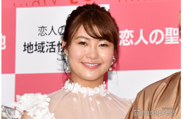 村上佳菜子、イケメン夫とヨガ ラブラブ2ショットに「仲良し」「理想の夫婦」の声