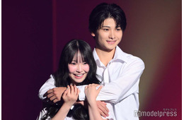「今日好き」“かなりの”河村叶翔＆相塲星音カップル、初ランウェイでバックハグ「星音と歩けて楽しかったです」【TGC teen 2025 Summer】