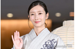 波瑠、“この夏初めて”浴衣姿で登場「夏になると思い浮かべる」場所は？