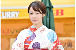 TBS良原安美アナ、ミニスカ×ルーズソックスでほっそり美脚披露「まっすぐで綺麗」「センスある合わせ方」