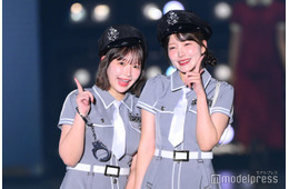 きりまる＆えみ姉、肌見せポリス衣装で仲良く登場【関コレ2025A/W】