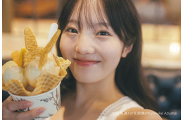 本田真凜、1st写真集「MARIN」発売前重版決定 アンダーウェアでくつろぐ先行カットも解禁