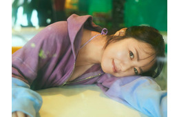 磯山さやか、デビュー25周年写真集“豪華版”リリース決定 水着姿の先行カット追加公開