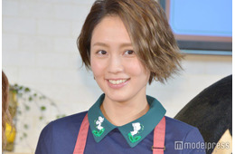 料理家・和田明日香、美スタイル輝く水着姿「スタイル抜群」「ヘルシーでかっこいい」と反響
