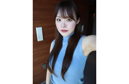 YouTuberになに、ピンクコーデで美脚披露「女を楽しんでいるので当然の如く」
