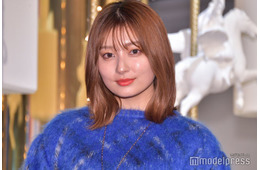 吉川愛、母との2ショット公開「まみーの誕生日のお祝いディナー」