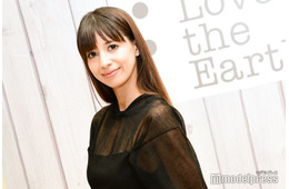 ハワイ在住→親子で沖縄留学中の吉川ひなの、次女の後ろ姿公開「ベビ子さん、保育園をやめました」