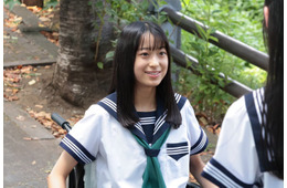 ドラマ初出演でいきなり好演が話題「明日はもっと、いい日になる」今野百々菜、演じる上で活かされた入院経験「幼いながらも罪悪感を感じた」【注目の人物】