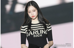 中村里砂、ブラック水着で美ボディ開放「色白で綺麗」「憧れのスタイル」の声