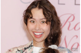 peco、すっぴんパジャマ姿披露「アメリカ映画のワンシーンみたい」「可愛すぎ」の声