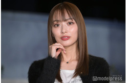 内田理央、34歳誕生日迎え幼少期ショット公開「ずっと可愛い」「おめめぱっちり」と反響