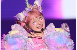 しなこ「TGC」初出演だった昨年の「TGC北九州」回顧 新曲「ユニコーンパーティー」も初披露【TGC北九州2025】