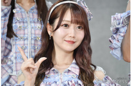 ＝LOVE大谷映美里、黒ストッキングで美脚全開 3パターンのオフショットに「どれも可愛すぎ」「スタイル抜群」と反響