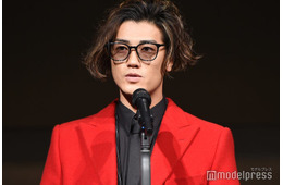 上田竜也、KAT-TUNラストライブに訪れた赤西仁の楽屋裏話告白「開演前ずっと…」“盗撮ショット”も公開