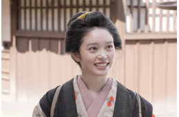 トキ役・高石あかり、“顔が似てきている気がする”共演者とは？素の自分と曖昧になる瞬間も明かす【「ばけばけ」インタビュー】