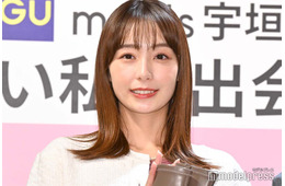 宇垣美里、シャツワンピからほっそり美脚際立つ「圧倒的美」「スタイル抜群」の声
