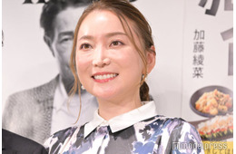 加藤綾菜、体調回復の夫・加藤茶との2ショット公開「安心しました」「元気になって良かった」の声