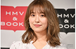 元乃木坂46衛藤美彩、レースワンピから美脚透ける「相変わらず美しい」「女神」と反響