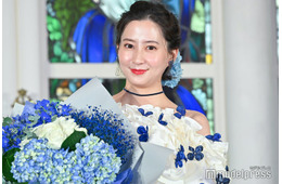 2児の母・河北麻友子、誕生日にミニスカコーデ披露「スタイル抜群」「脚が綺麗」の声