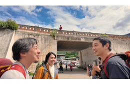 東出昌大、“激変ビジュ”でサプライズ登場「存在感ありすぎ」「画になる」と反響続々