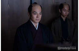 大河「べらぼう」新キャラ登場＆冒頭5分の展開に反響続々「そうきたか」「完全に別人」