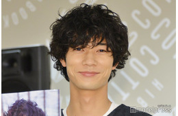 脳出血で療養中の清原翔「メンノン」登場 “旧友”モデルとの3ショットに反響「ずっと大好き」「きよたんの笑顔輝いてる」