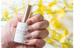 40代の働く女性は試さない理由がない!?トレンドの【セルフマグネットネイル】がコスパもタイパも仕上がりも想像以上だった件。