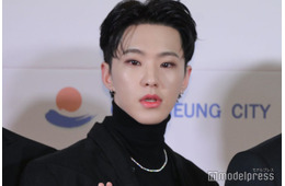 SEVENTEENホシ、大物アーティストとの密着ショット公開 ウォヌ・ミンギュ ・ジョシュアと休暇を満喫する姿も