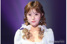 ギャルママモデル聖菜「ショートに戻したよ」ミニ丈コーデでヘアチェンジ報告「お人形さんみたい」「真の美女」と反響