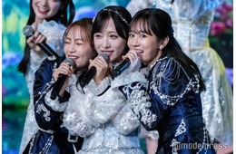 AKB48「レコ大」衣装に注目集まる 渡辺麻友さんゆかりの一着に「意図的に？」「号泣案件」の声