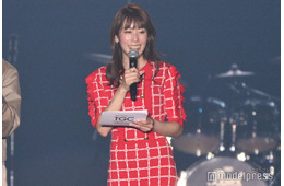 元NHK中川安奈アナ、美人妹顔出しの自撮りショット公開 プロレス観戦デビュー報告に「そっくり」「遺伝子すごい」と反響