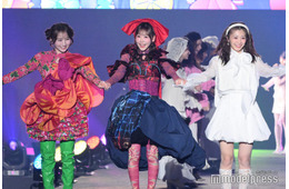 【カワコレTGC】FRUITS ZIPPER、CANDY TUNEら「カワラボ」28人がグループの枠を超えたファッションショー