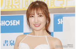 熊田曜子、三女の七五三で撮影した親子ショット公開「娘さん可愛すぎる」「美女と美少女」の声